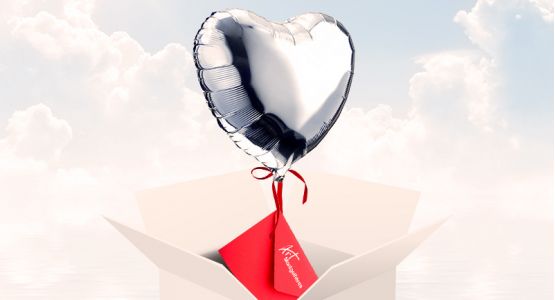 Send your ticket with a heart-shaped balloon